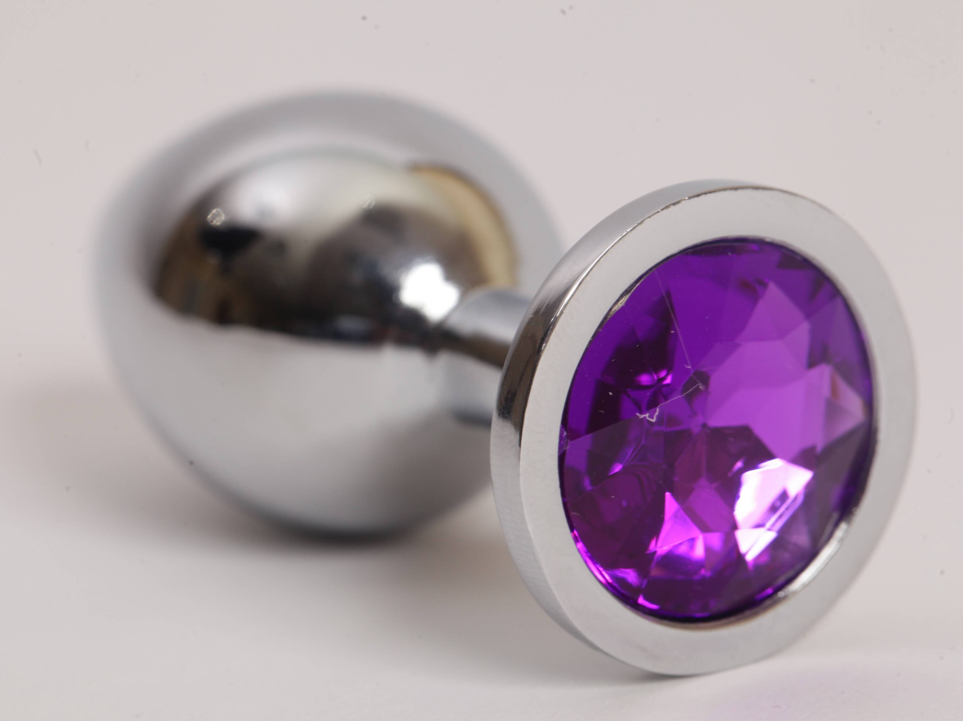 Анальная пробка 4sexdream серебряная с фиолетовым кристаллом L 9,5х4см 47020-2-MM