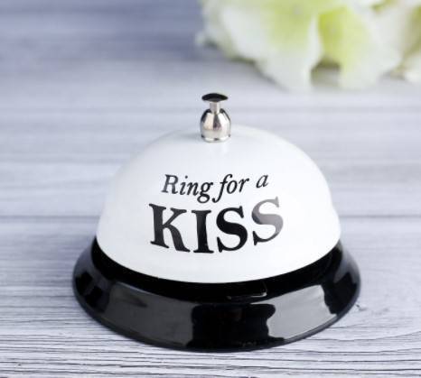 Звонок настольный "Ring for a kiss", 7.5х7.5х6.5 см